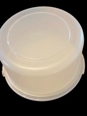 Vintage 7 Inch Cake take tray